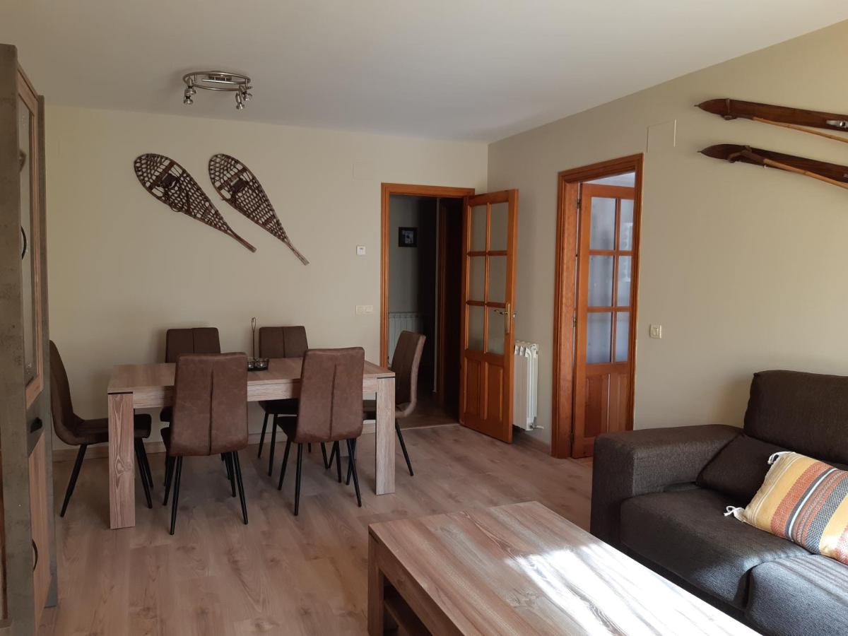 Apartamento Familiar Con Vistas Y Garage La Portiecha Διαμέρισμα Sallent de Gállego Εξωτερικό φωτογραφία